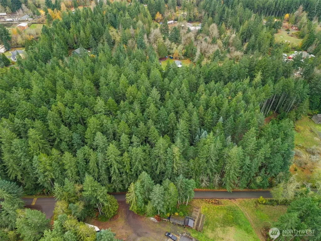 3 Larson Lane NW Seabeck WA 98380