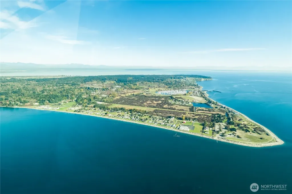 2242 Seabright Loop Point Roberts WA 98281