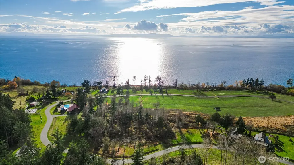 2242 Seabright Loop Point Roberts WA 98281