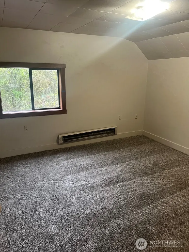 5945 Ivan Way SW Rochester WA 98579