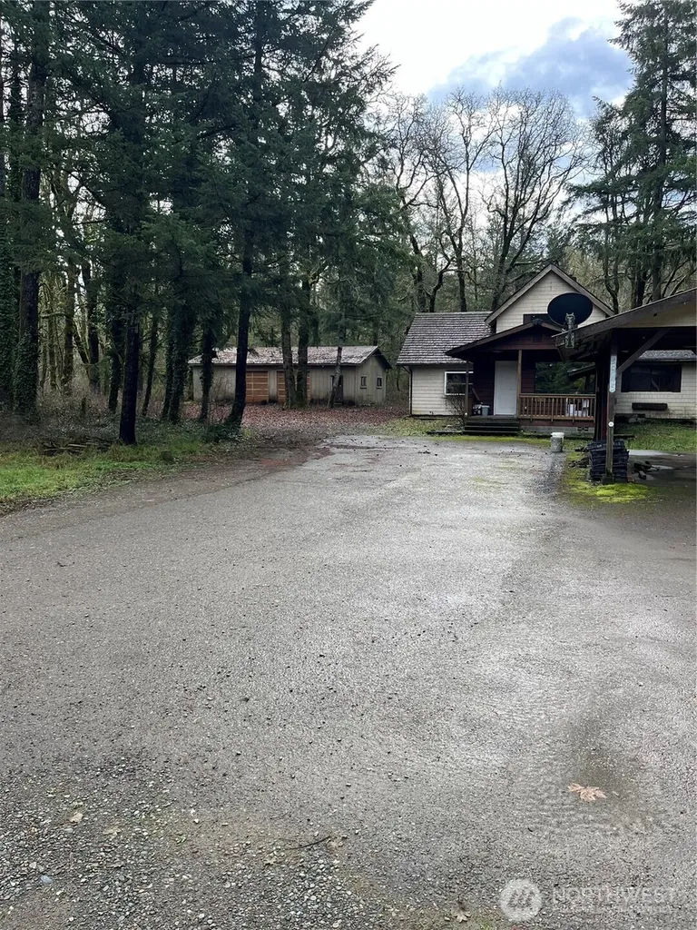 5945 Ivan Way SW Rochester WA 98579