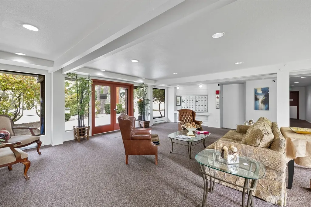 8516 196th Street SW Edmonds WA 98026