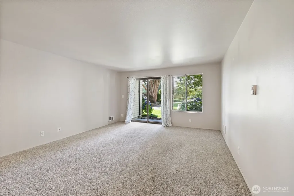 8516 196th Street SW Edmonds WA 98026