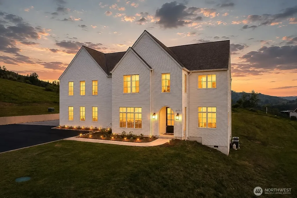 242 Cornerstone Lane Woodland WA 98674