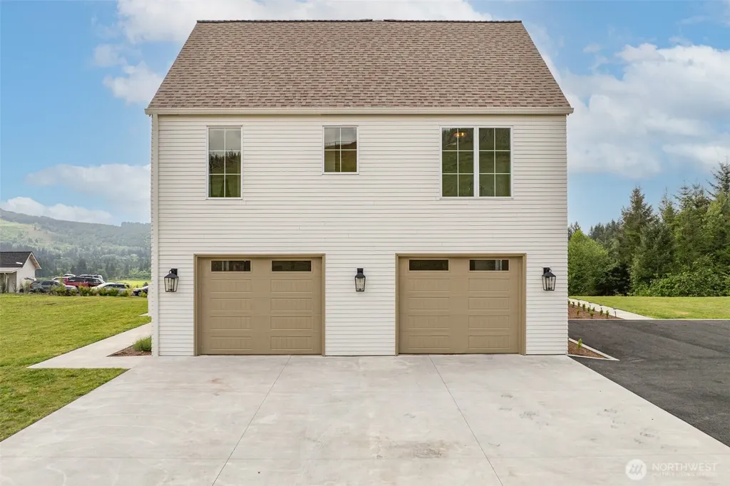 242 Cornerstone Lane Woodland WA 98674