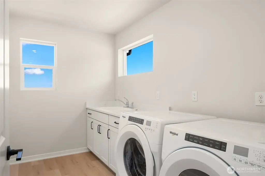 23419 Marinwood Circle NE Kingston WA 98346