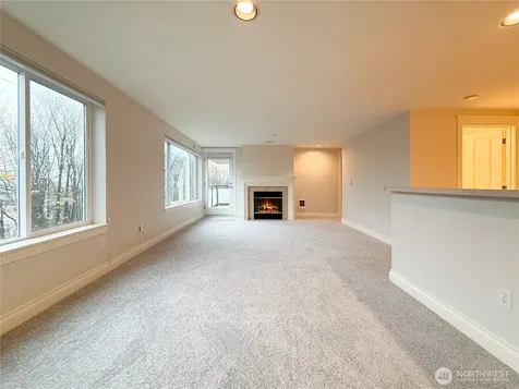 2334 Thorndyke Ave W Seattle WA 98199