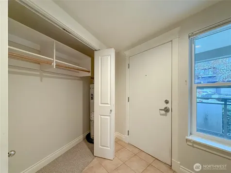 2334 Thorndyke Ave W Seattle WA 98199