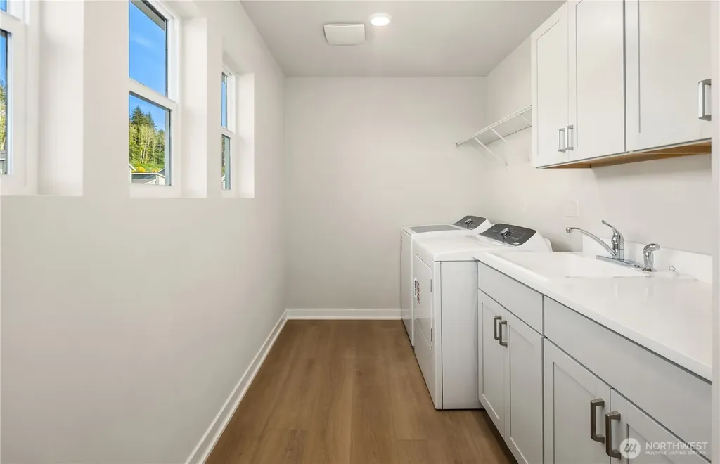 23479 Marinwood Circle NE Kingston WA 98346