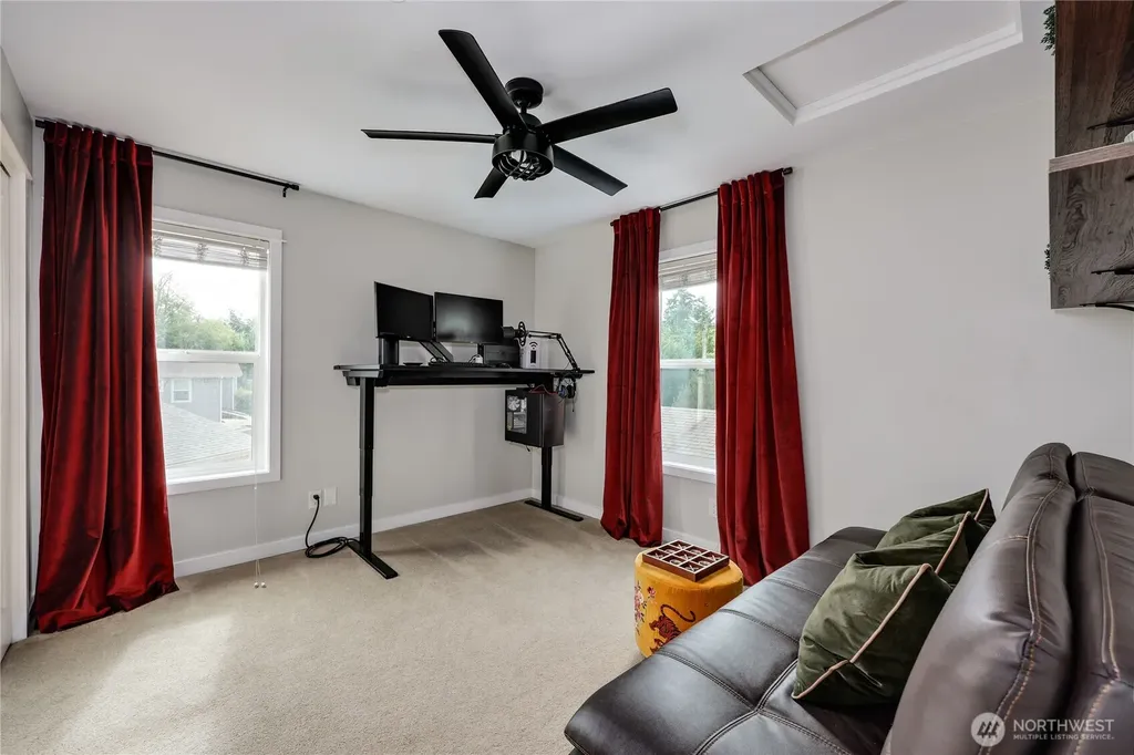 7701 Beacon Place NE Bremerton WA 98311