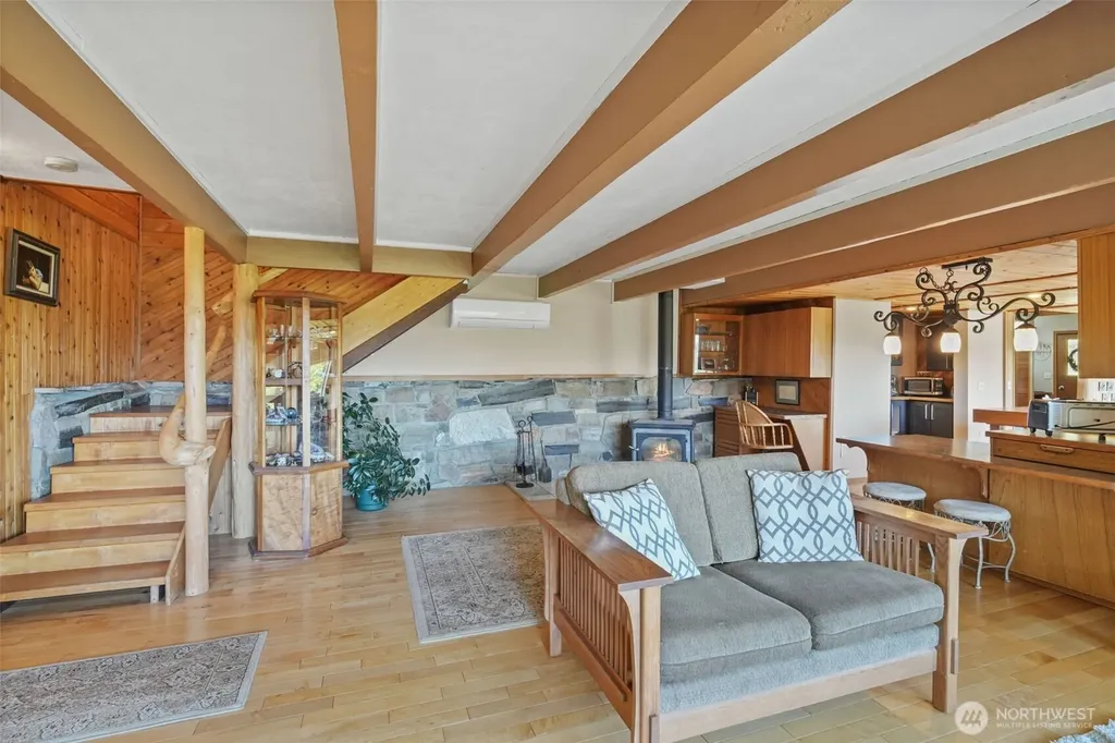 289 Long And Winding Road Randle WA 98377