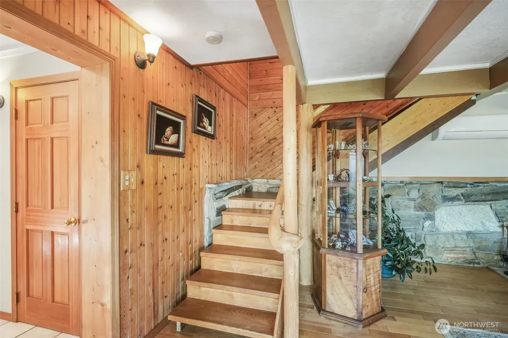 289 Long And Winding Road Randle WA 98377