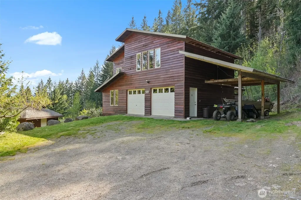 289 Long And Winding Road Randle WA 98377