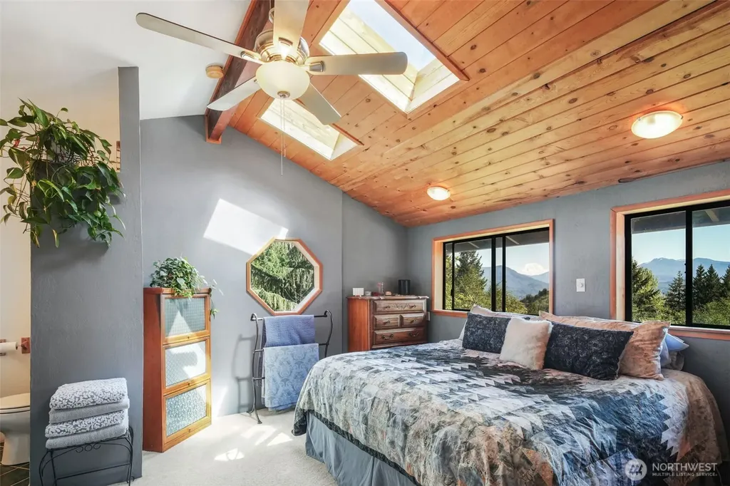 289 Long And Winding Road Randle WA 98377