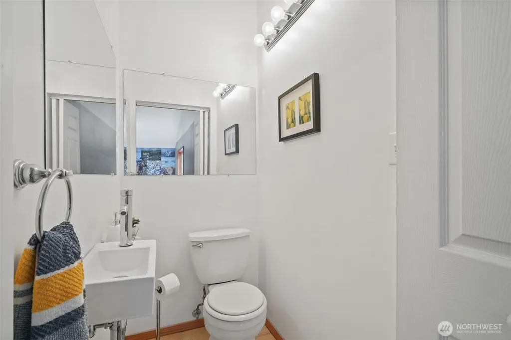 289 Long And Winding Road Randle WA 98377