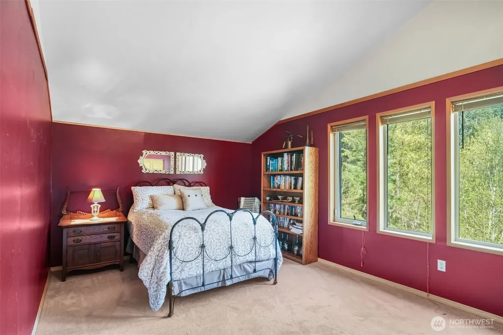 289 Long And Winding Road Randle WA 98377