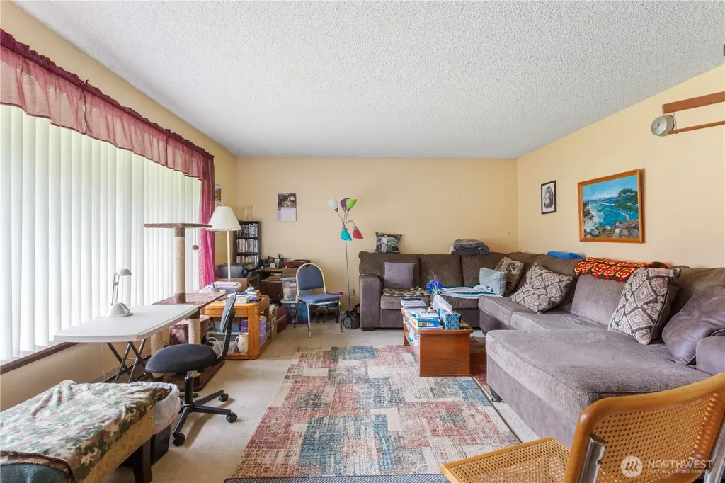 12321 155th Avenue NE Arlington WA 98223