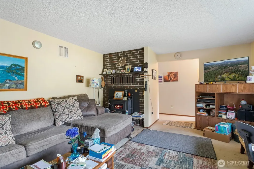 12321 155th Avenue NE Arlington WA 98223