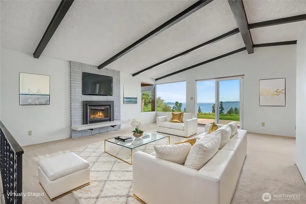 204 SW 298th Place Federal Way WA 98023