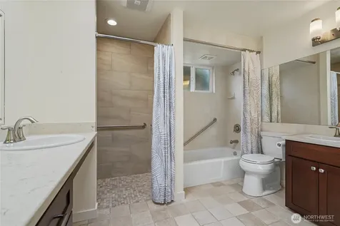 204 SW 298th Place Federal Way WA 98023