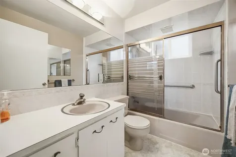 204 SW 298th Place Federal Way WA 98023