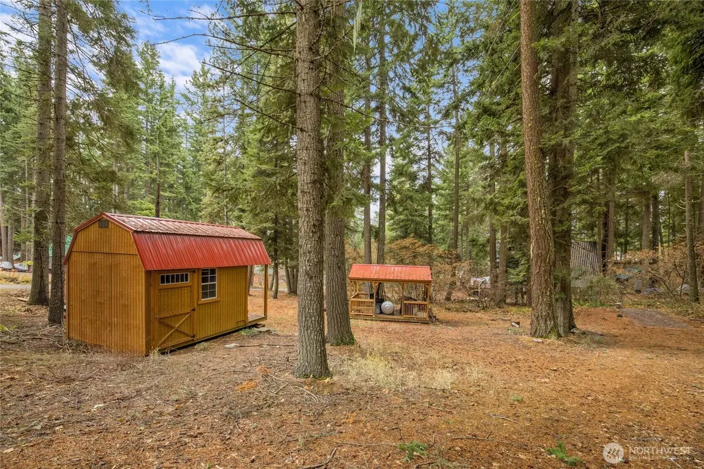 1211 Pine Loch Sun Drive Ronald WA 98940