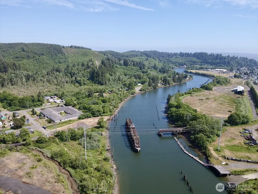 1010 Division Street Hoquiam WA 98550