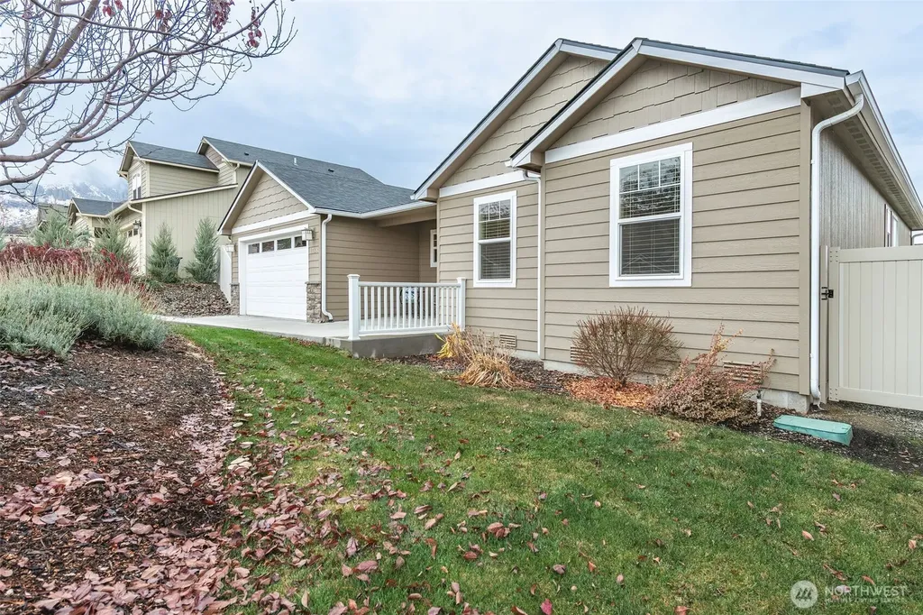 1738 Skylar Court Wenatchee WA 98801