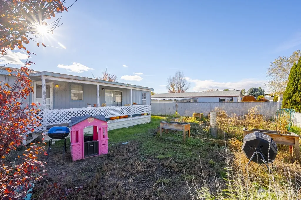726 E Main Avenue Soap Lake WA 98851