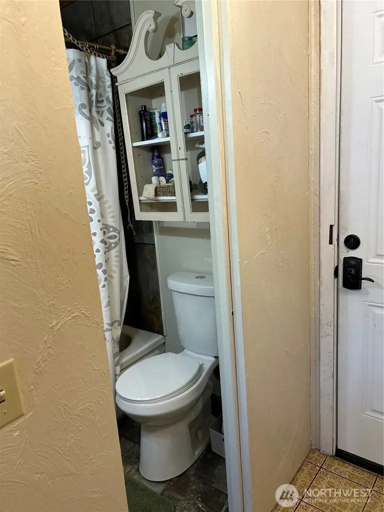 5 Moore Riverside WA 98840