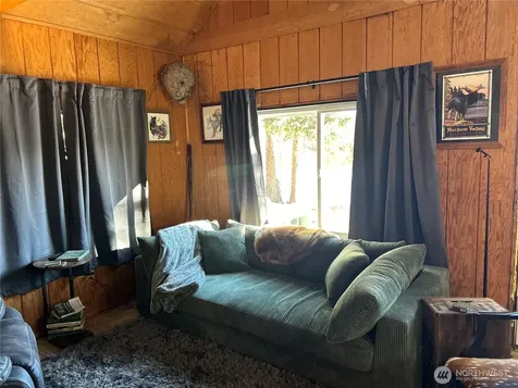 5 Moore Riverside WA 98840