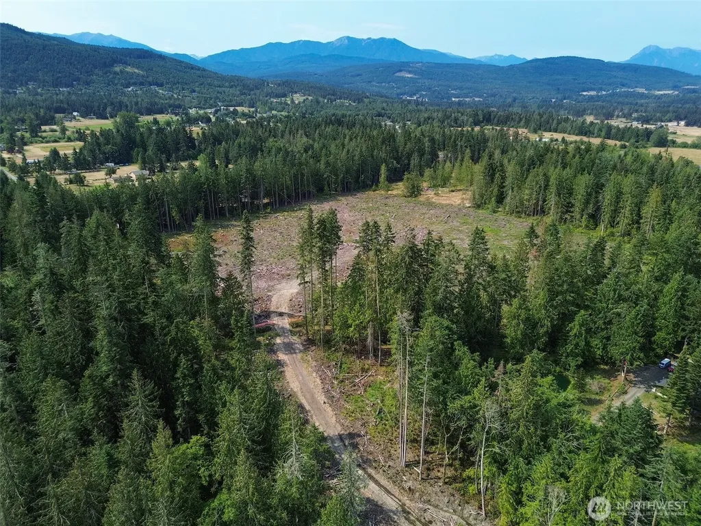 319 W Reservoir Road Sequim WA 98382