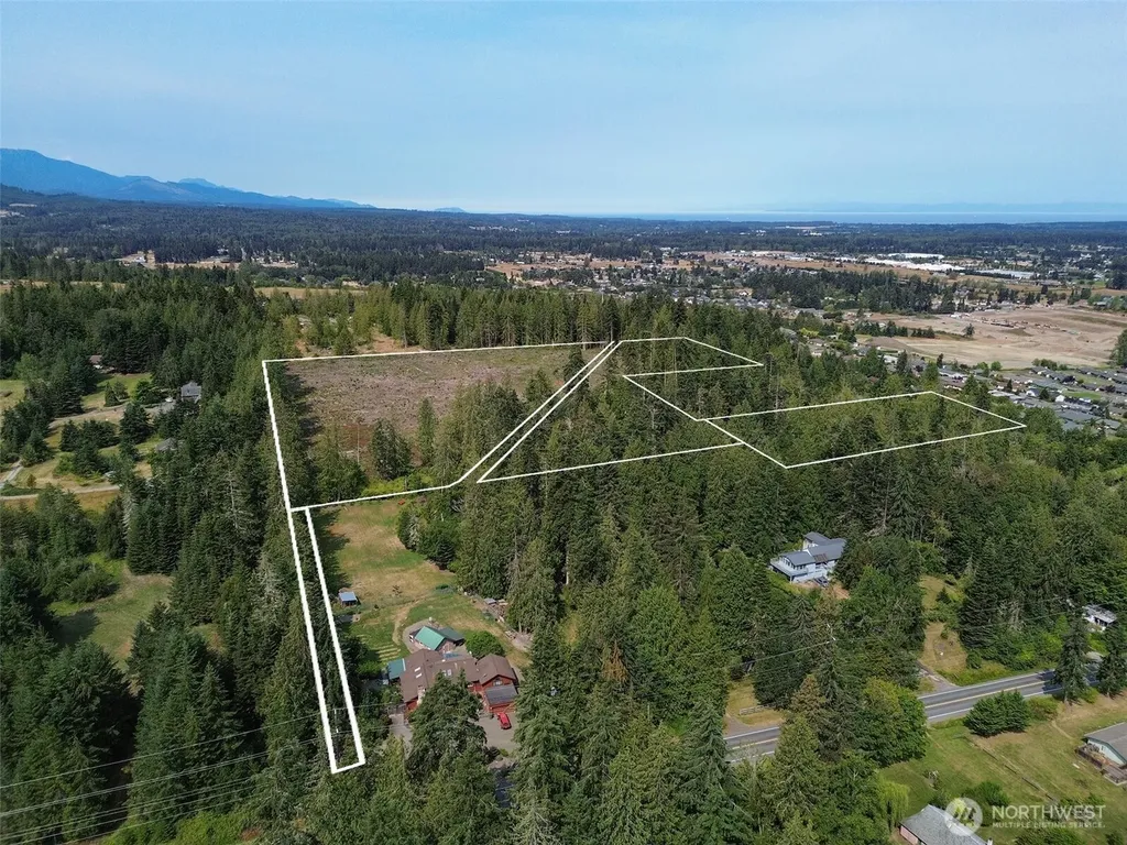 319 W Reservoir Road Sequim WA 98382