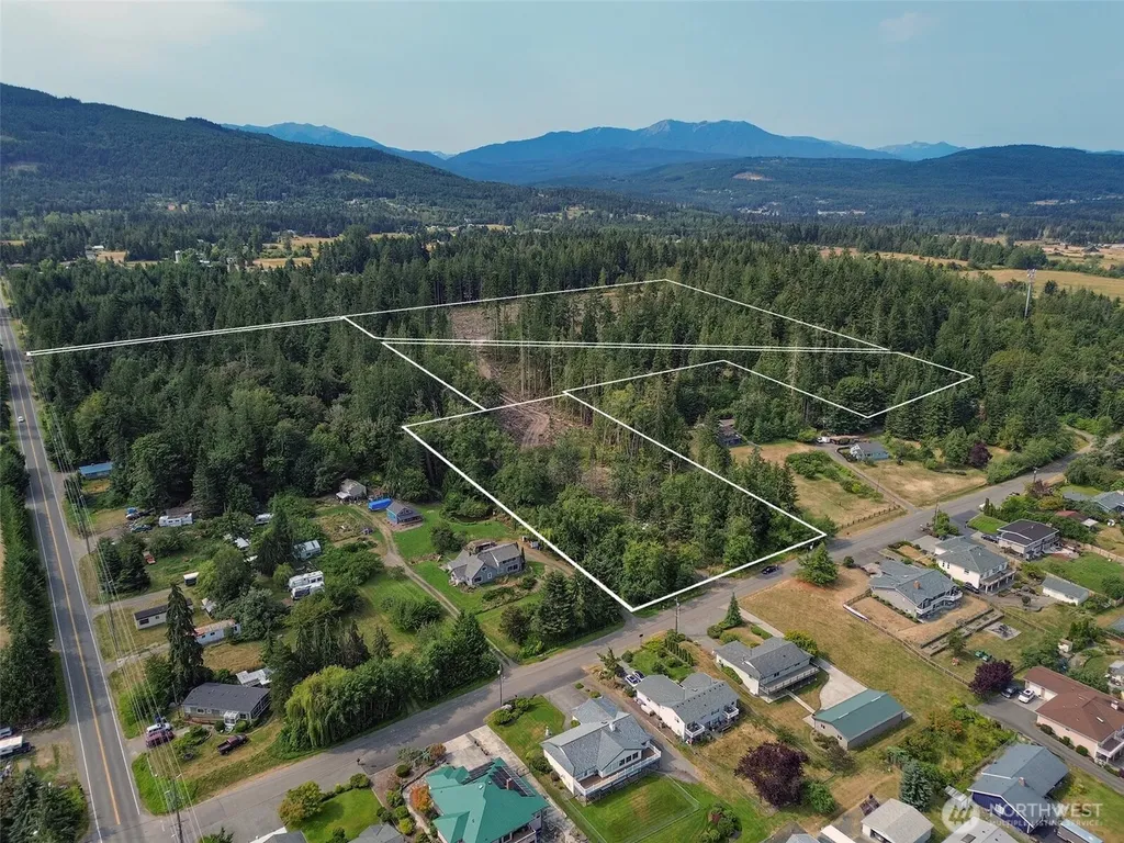 319 W Reservoir Road Sequim WA 98382