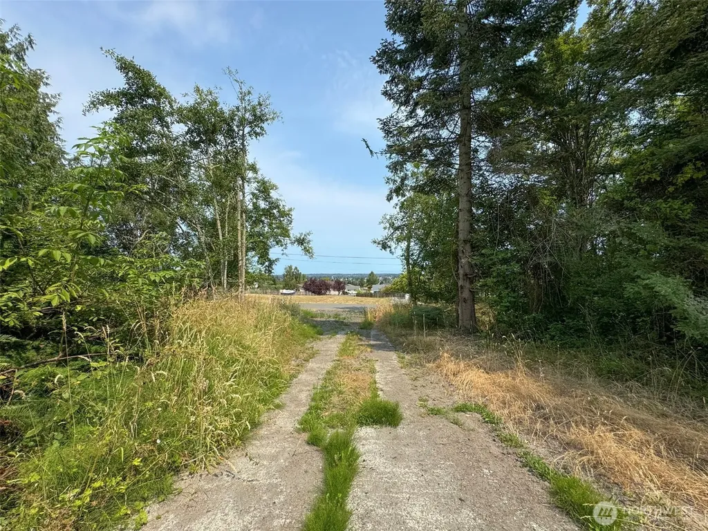 319 W Reservoir Road Sequim WA 98382