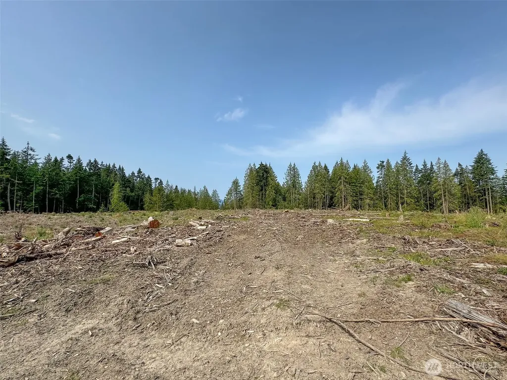 319 W Reservoir Road Sequim WA 98382