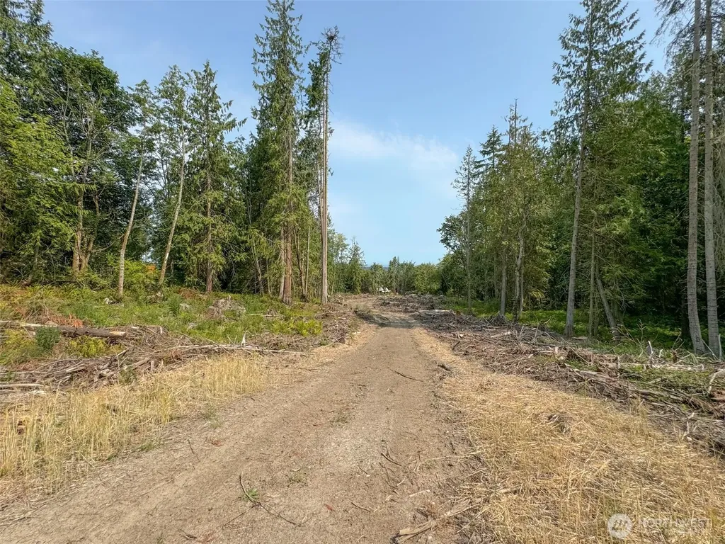 319 W Reservoir Road Sequim WA 98382