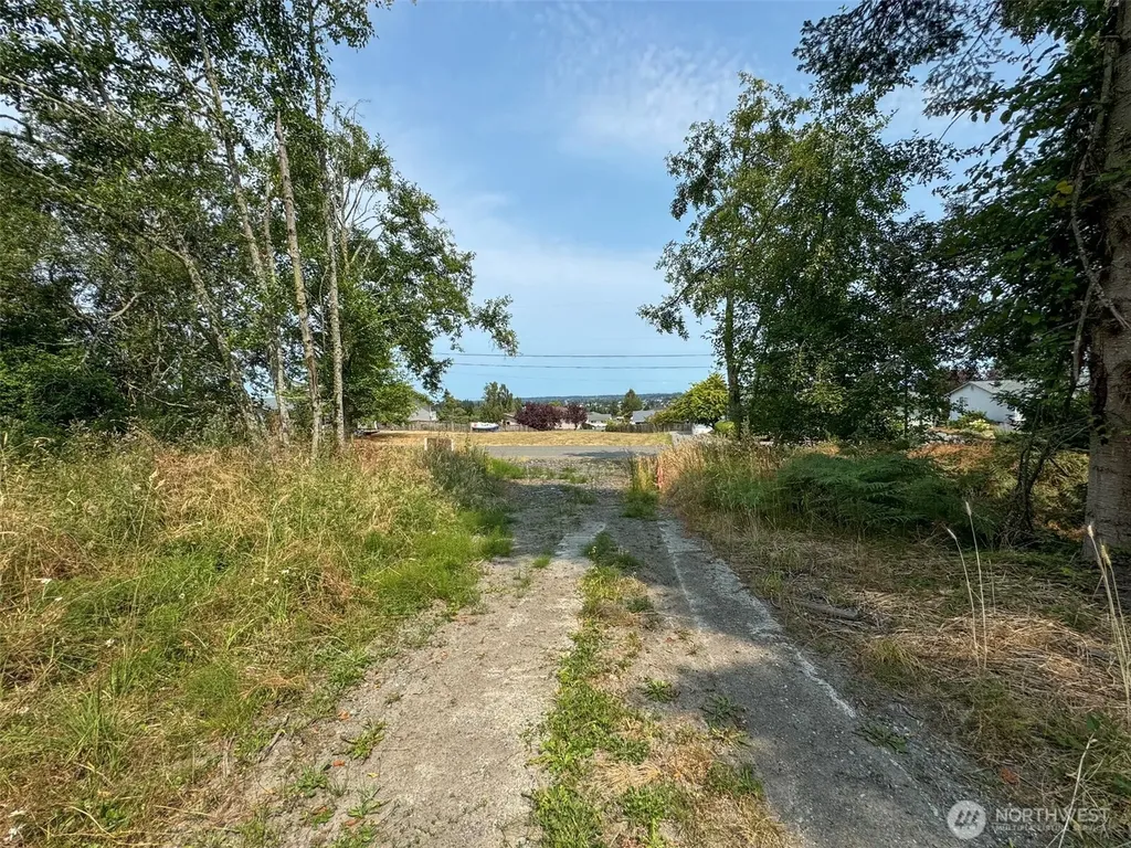 319 W Reservoir Road Sequim WA 98382