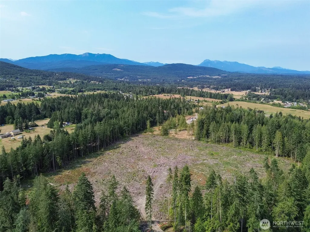 319 W Reservoir Road Sequim WA 98382