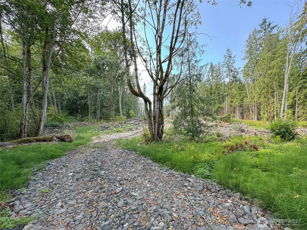 319 W Reservoir Road Sequim WA 98382