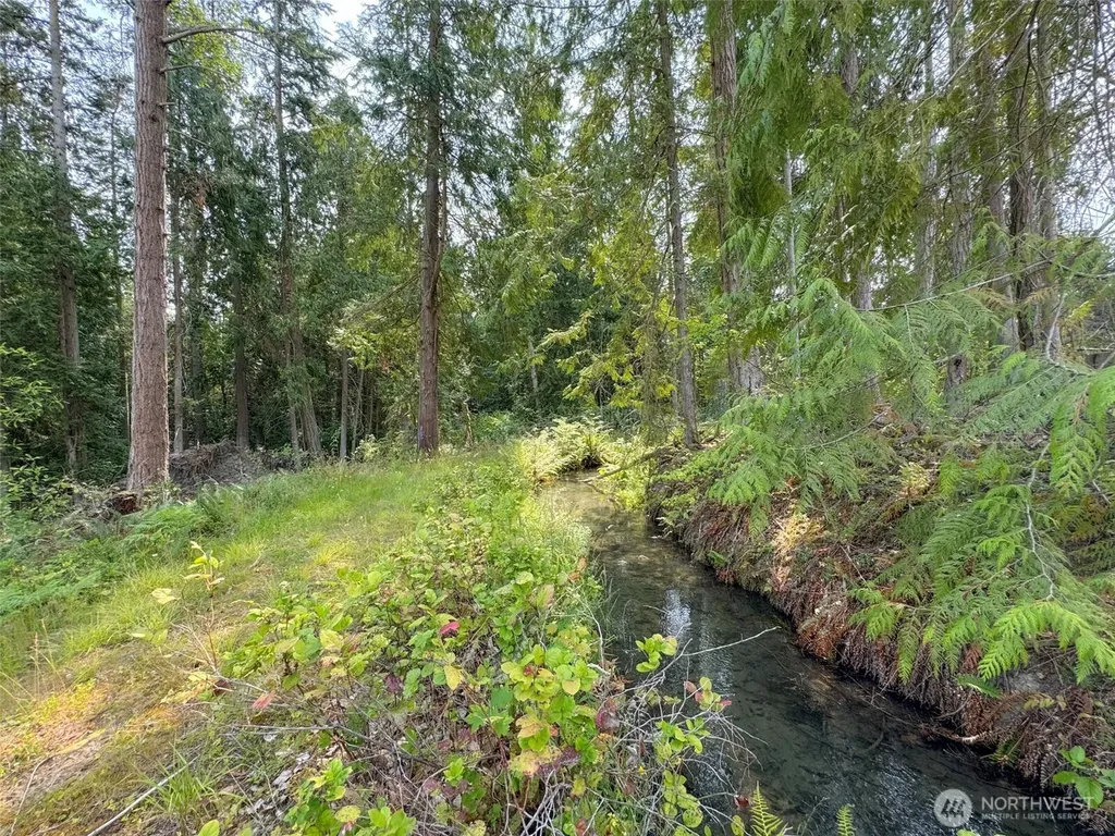 319 W Reservoir Road Sequim WA 98382