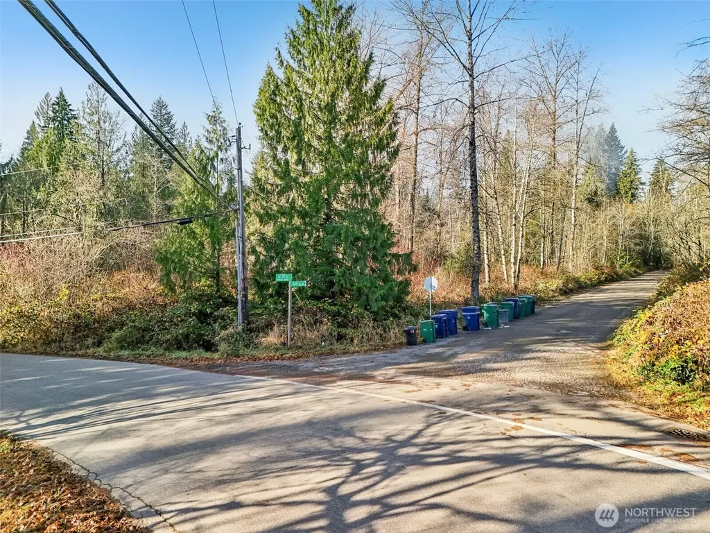 111 W Lake Joy Drive NE Carnation WA 98014