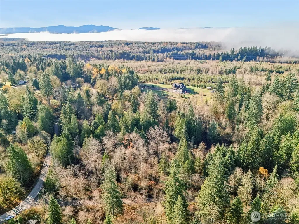 111 W Lake Joy Drive NE Carnation WA 98014