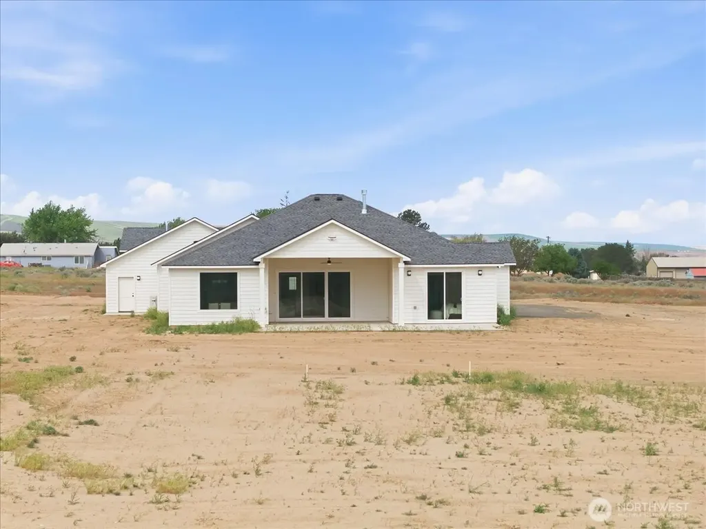 29183 Mammoth Drive Kennewick WA 99338