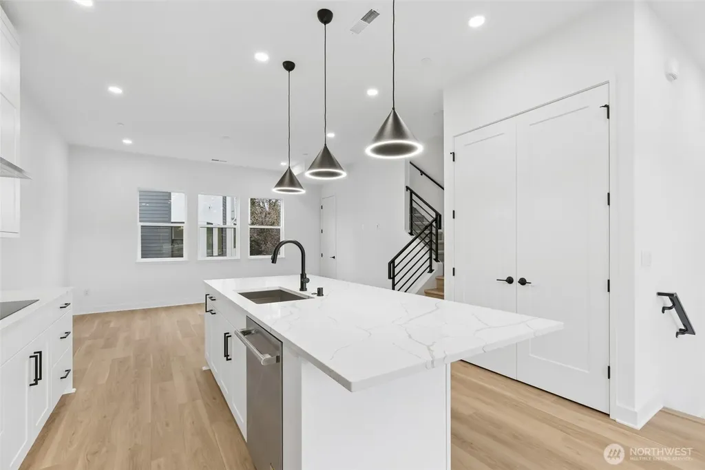 18805 99th Court NE Bothell WA 98011