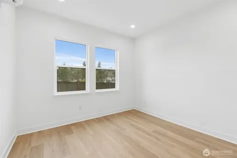 18805 99th Court NE Bothell WA 98011