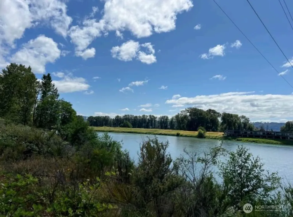 2000 S River Road Kelso WA 98626