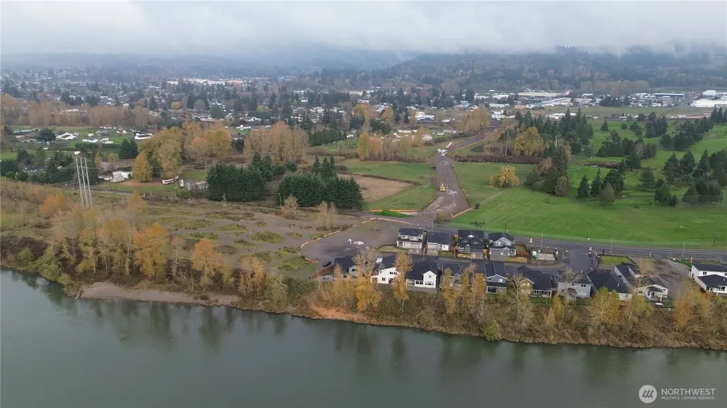 2000 S River Road Kelso WA 98626
