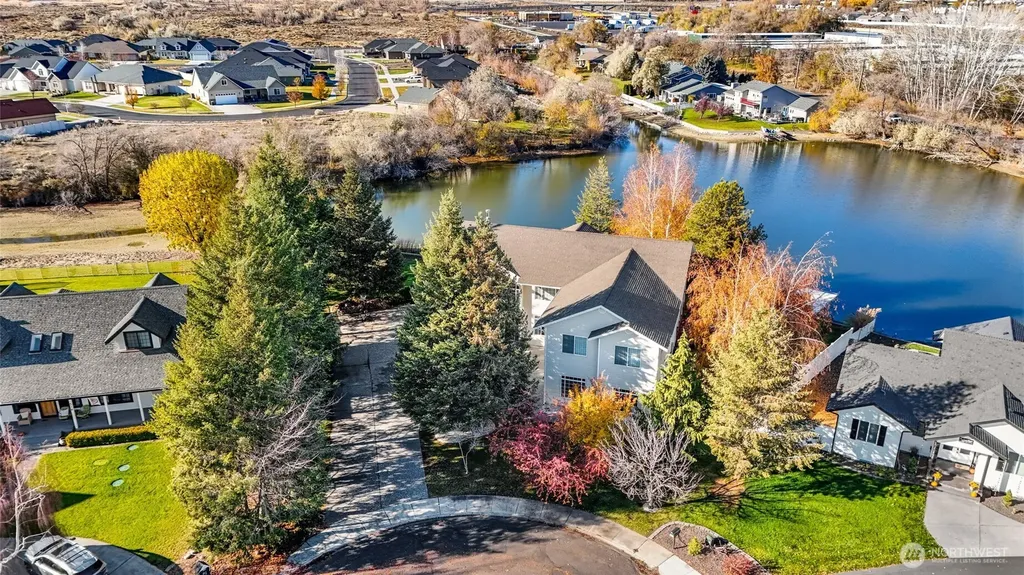 506 S Sandalwood Place Moses Lake WA 98837