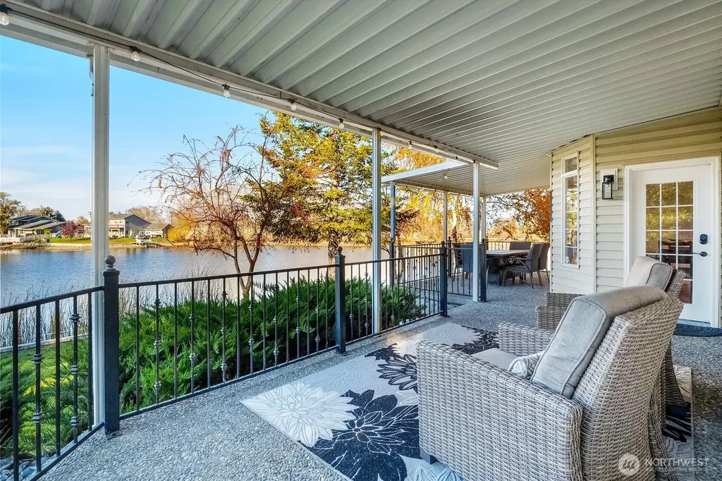 506 S Sandalwood Place Moses Lake WA 98837
